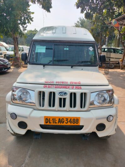 Mahindra Bolero Cash Van