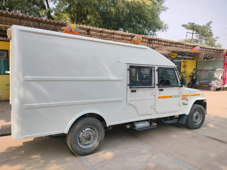 Mahindra Bolero Cash Van