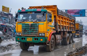 Second hand trucks or used trucks dealer near you